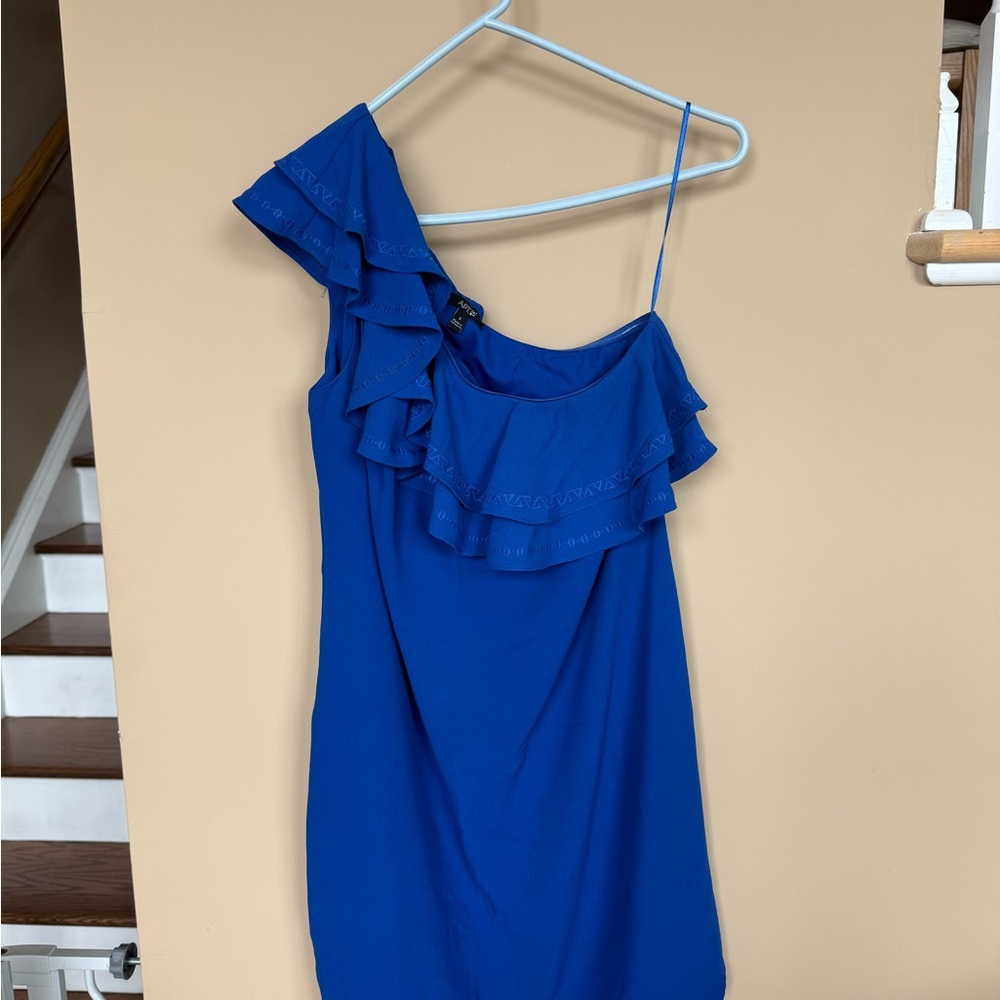 Elegant Blue Ruffle Dress